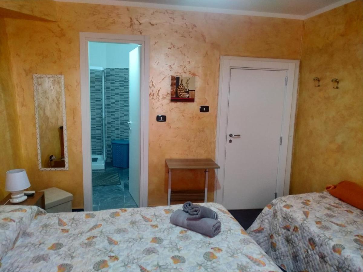 B&B Arena Family Fagnano Castello Bagian luar foto